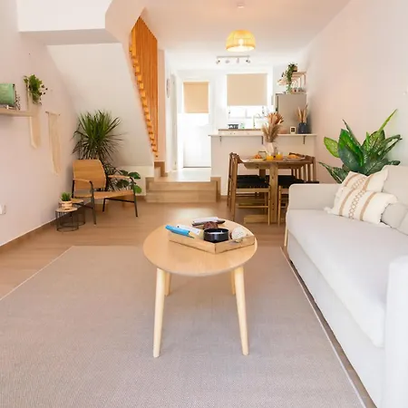 度假居 Romi's Vacation Townhouse *